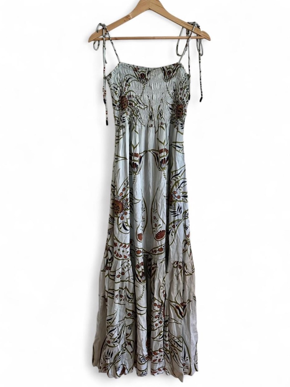 NWT Omika Adley Blue Maxi Dress M Floral Smocked Resort Coastal Boho Luxury - Picture 3 of 8